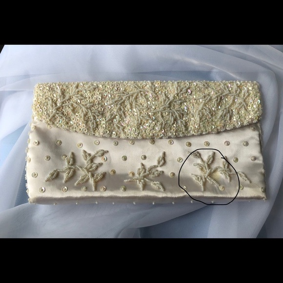 Vintage 1960s Hand Beaded Sequin Purse Clutch & Matching gloves Set - Picture 5 of 5